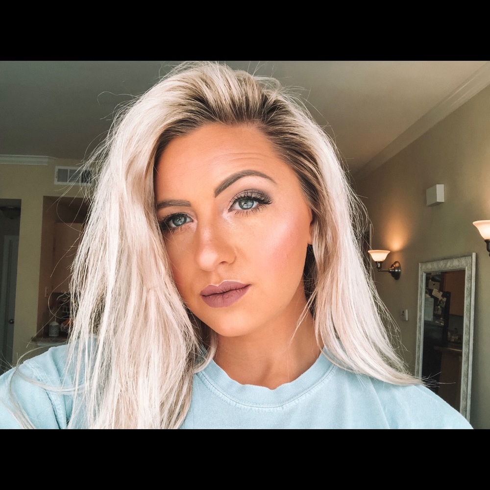 Meet your Posher, Haley